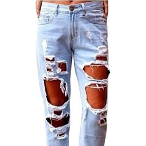 Distressed Ripped boyfriend mom jeans